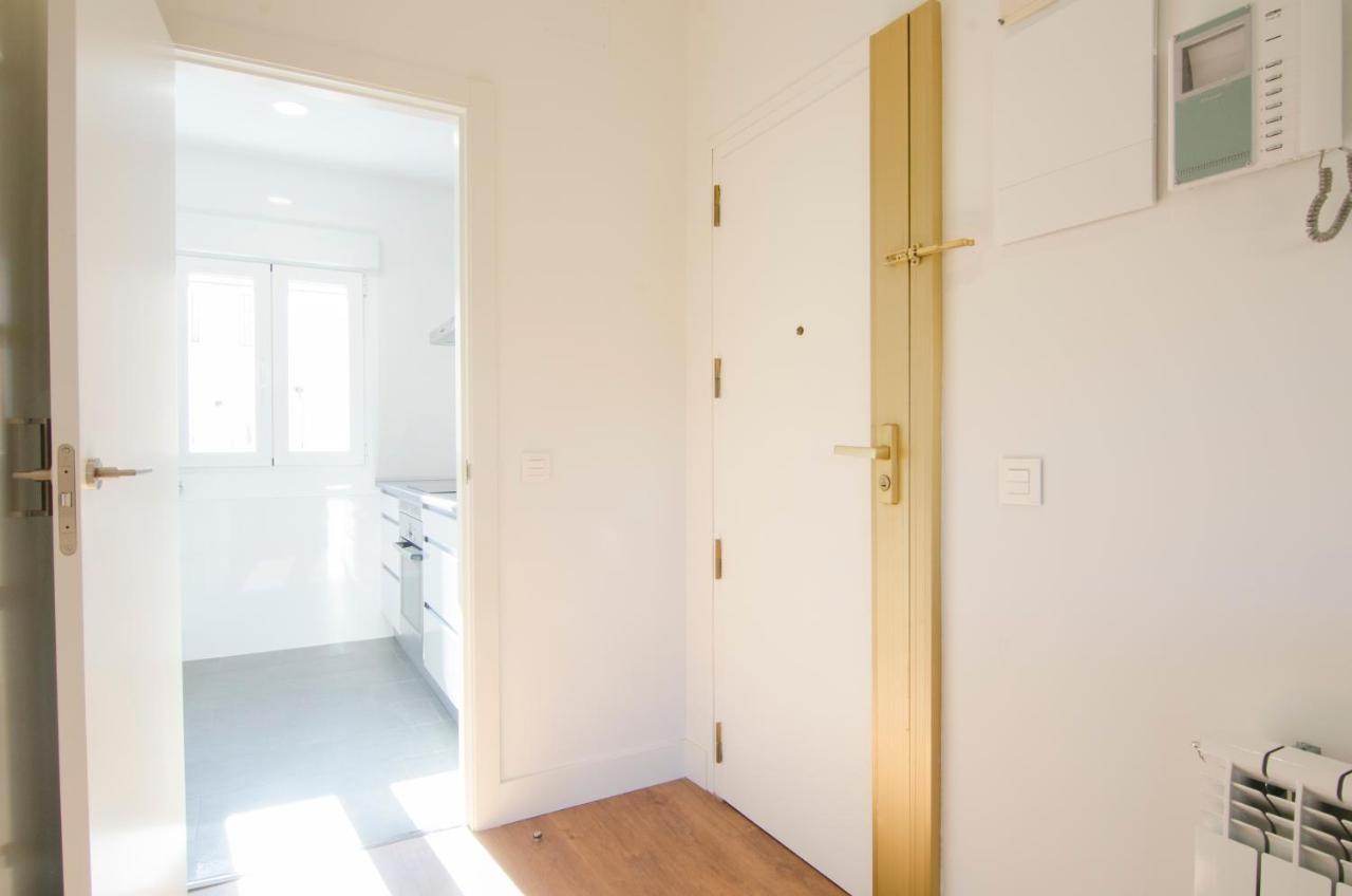 2 Bedrooms 2 Bathrooms Furnished - Bernabeu - Business Area With Terrace - Minty Stay Madrid Eksteriør bilde
