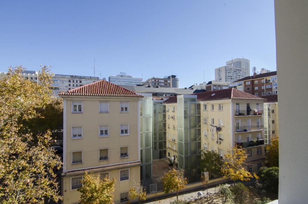 2 Bedrooms 2 Bathrooms Furnished - Bernabeu - Business Area With Terrace - Minty Stay Madrid Eksteriør bilde