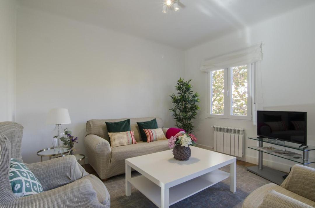 2 Bedrooms 2 Bathrooms Furnished - Bernabeu - Business Area With Terrace - Minty Stay Madrid Eksteriør bilde